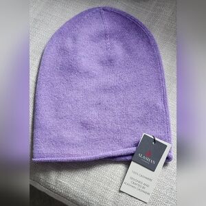 100% Cashmere Lilac Slouchy Hat Only NWT
